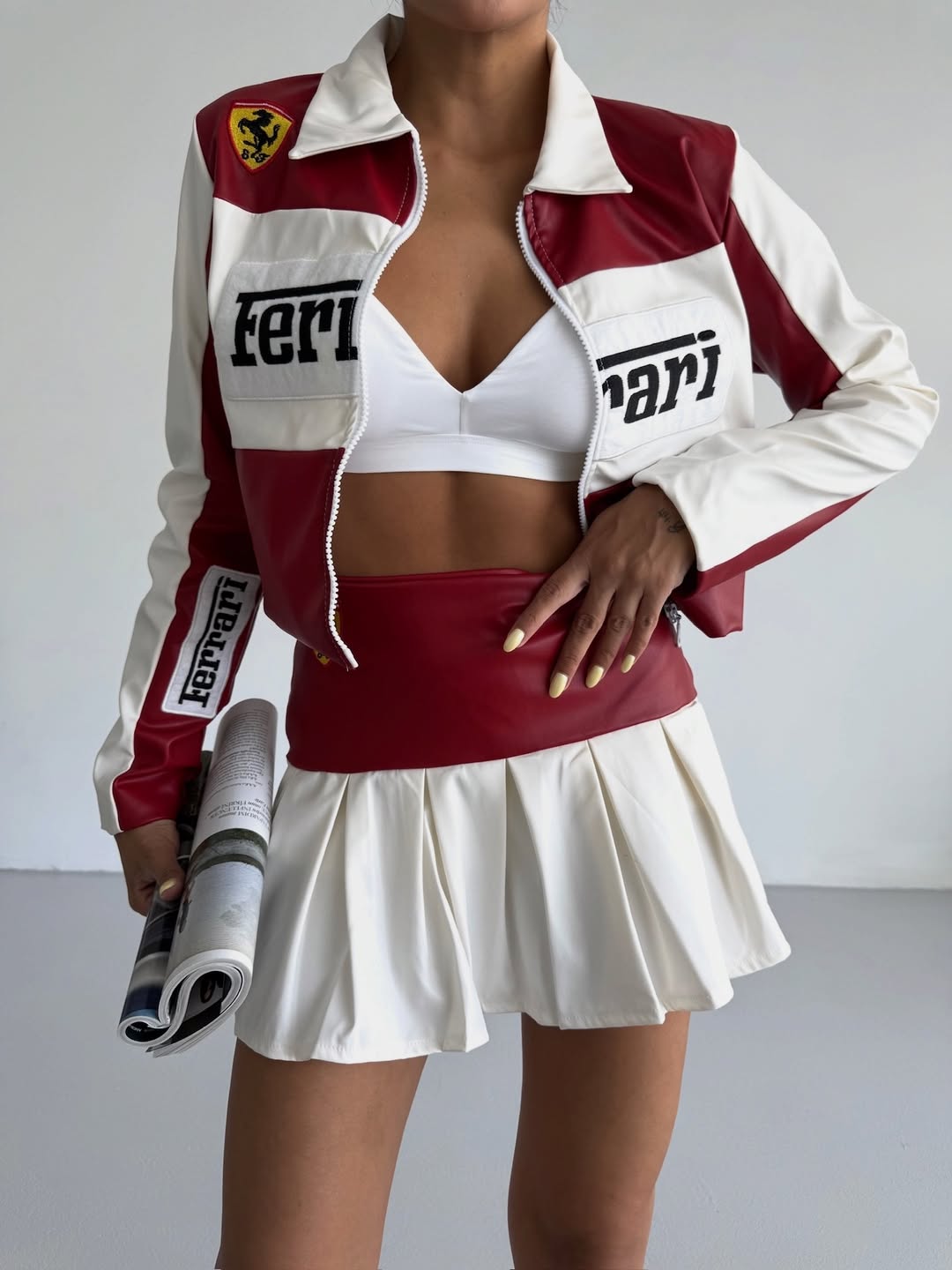 Conjunto Jaqueta e Saia FERRARI F1 Vintage Couro